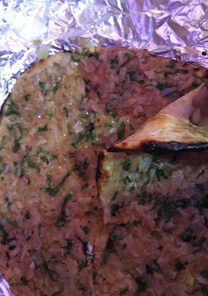 A picture of Pyaj wali roti.