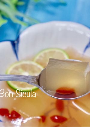Hình của món Thạch Bông Cỏ Đài Loan (Aiyu Jelly).