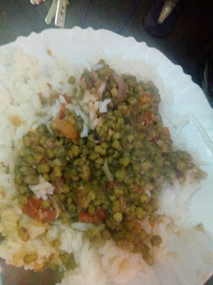 A picture of Rice and ndengu.