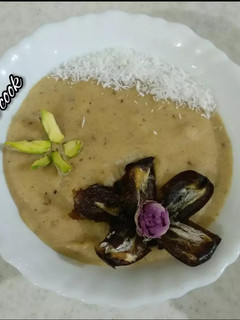 عکسی از دستور فرنی خرما