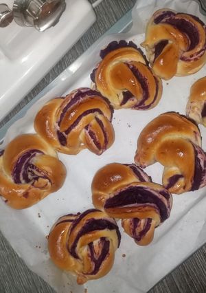 Foto resep Taro Bread (Roti Ubi Ungu)