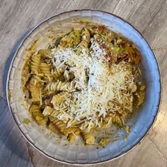 Creamy Avocado fusili pasta 🍝 A picture of Creamy Avocado fusili pasta 🍝.