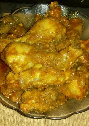 A picture of Chicken curry.