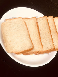 Hình của món Bánh mì gối nguyên cám.