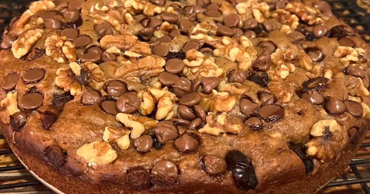 Date and Walnut Cake Recipe - Dairy Free and Vegan