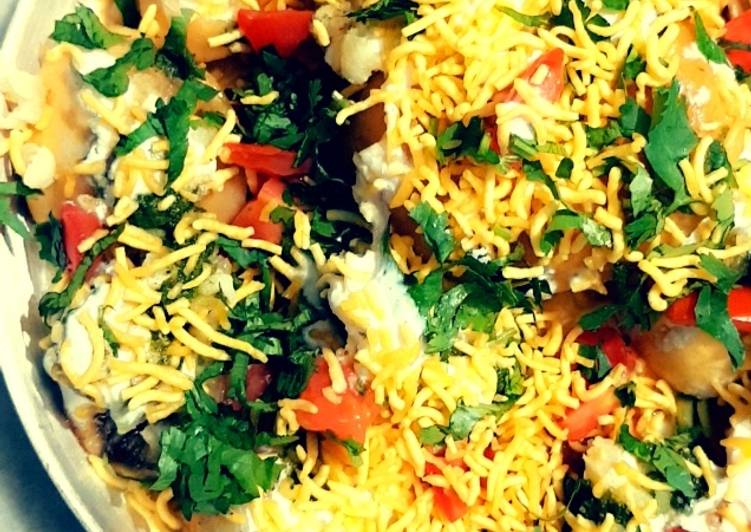 Step-by-Step Guide to Make Any-night-of-the-week Sev puri
