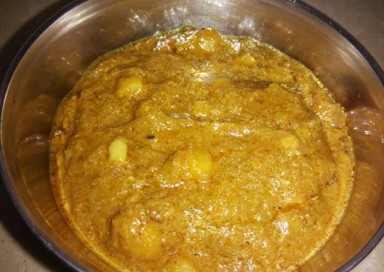 How to Cook Tasty Basic Yellow Gravy for Makhani