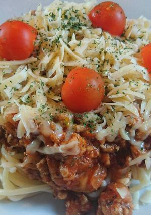Gombás bolognai spagetti recept fotója