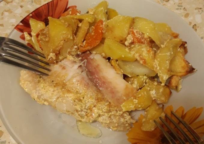 Картошка с рыбой в духовке рецепт с фото пошагово