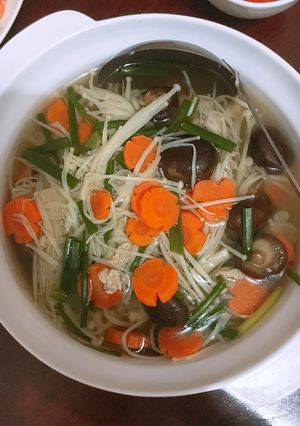 Hình của món Canh nấm nấu thịt.