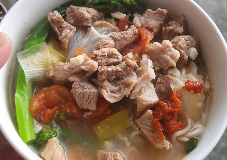 {Cara Memasak 57. Soto Daging Bening Khas Solo Legit dan Nikmat