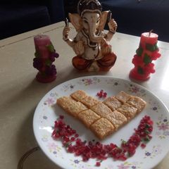 A picture of Milk cake.