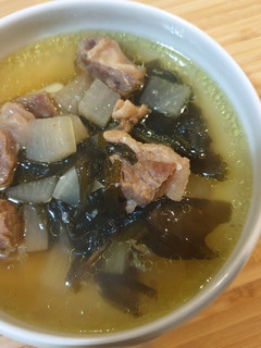 韓式海帶牛肉湯 的食譜成品照片