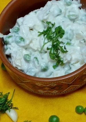 A picture of Mayo potato salad.