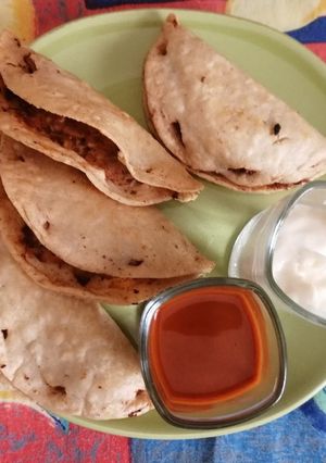Una foto de Pescadillas de atún y sardina🐬🌮