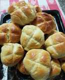 Pan de huevo sin azúcar en la máquina de hacer pan