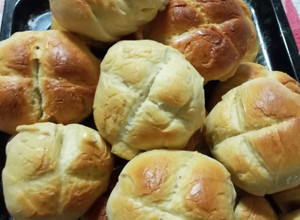 Una foto de Pan de huevo sin azúcar en la máquina de hacer pan