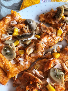 Una foto de Pizza con masa de calabaza 🎃 🍕