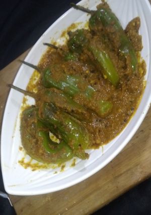 मारवाड़ी स्टाइल हरी मिर्ची की सब्जी (marwari style hari mirch ki sabzi recipe in Hindi) रेसिपी मुख्य फोटो