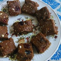 A picture of Ghee residue barfi or squares.
