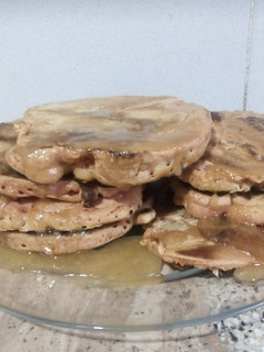 Una foto de Pancakes de miel 🥞🍯