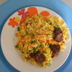 Fried rice with beef A picture of Fried rice with beef.
