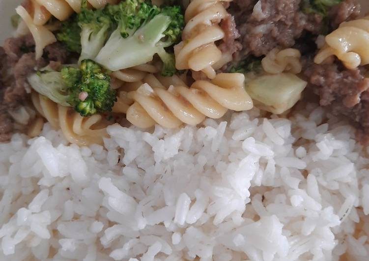 Bahan memasak Cah daging brokoli with pasta anti GTM Lezat