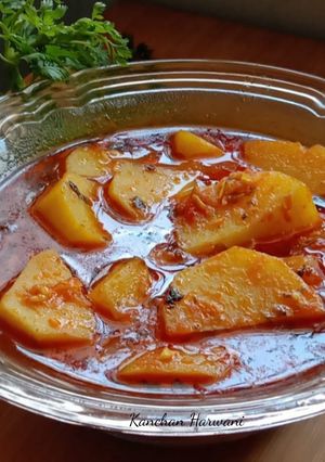 लहसूनी आलू की सब्जी (lasooni aloo ki sabzi recipe in Hindi) रेसिपी मुख्य फोटो