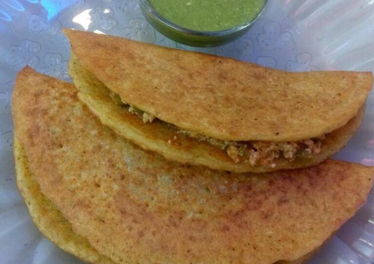 How to Prepare Perfect Moong dal chilla