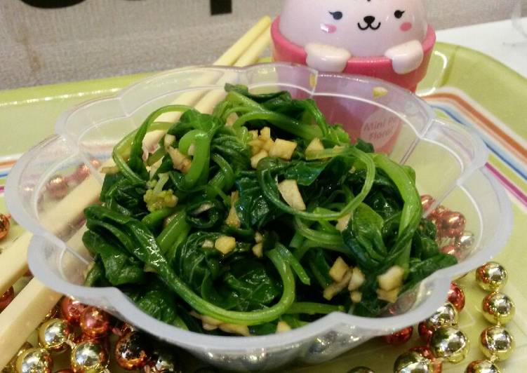 Day.19 Sigumchi Namul (Salad Bayam) #BikinRamadanBerkesan