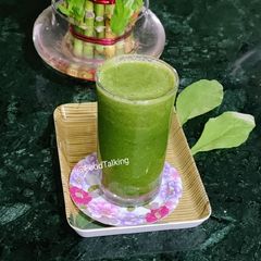 A picture of Palak & Cucumber Masala Juice.