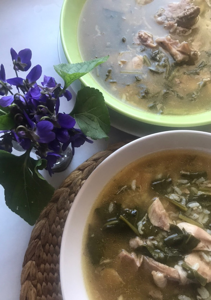 Una foto de Arroz caldoso de conejo, pollo y acelgas, en olla rápida