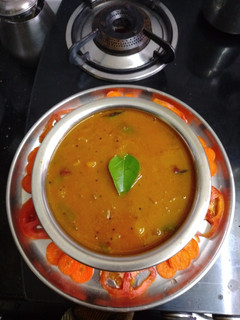 *வெஜிடெபிள்ஸ் சாம்பார்*(நோ தால்)(VEGETABLE SAMBAR RECIPE IN TAMIL) செய்முறை முக்கிய புகைப்படம்