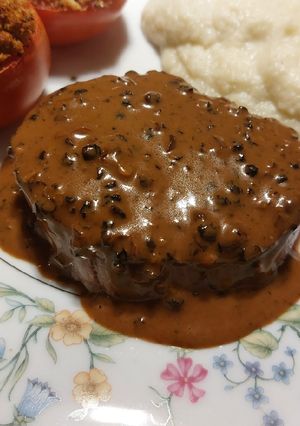 A picture of Peppercorn and Red Wine Sauce for Steak.
