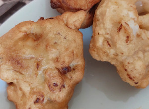 Una foto de Fritos de coliflor😍