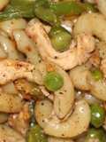 Black pepper elbow macaroni