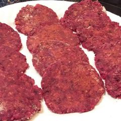 A picture of Beetroot Thepla.