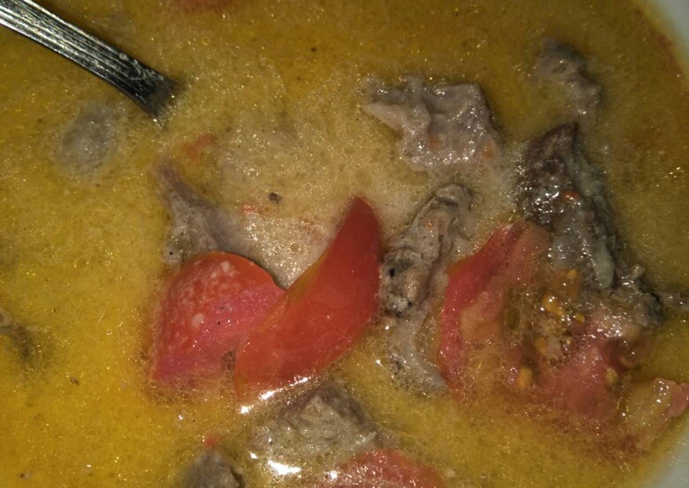 Soto betawi (soto daging kuah santan)