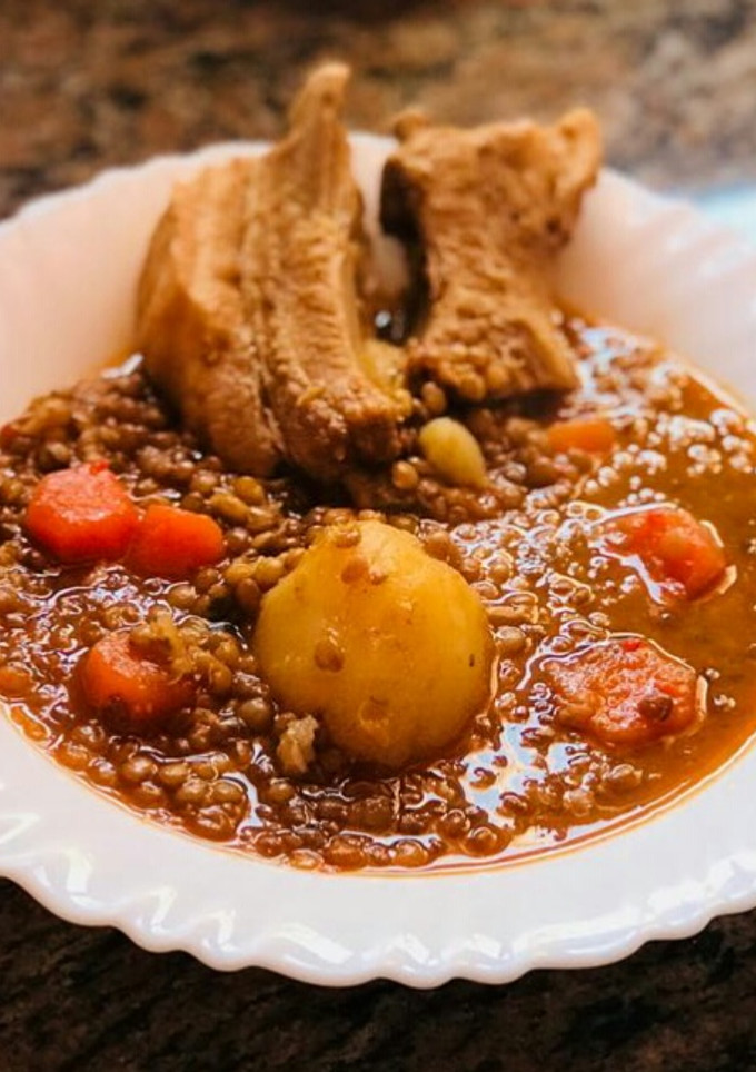 Una foto de Lentejas con costillas (especial de mi abuela)