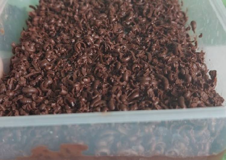 Cara Gampang Menyiapkan Bronis panggang coklat lumer, Enak