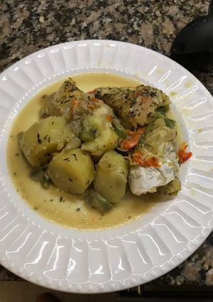 Una foto de Filet de merluza a la cacerola