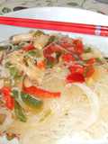 Vermicelli con verduras al wok