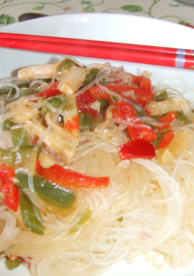 Una foto de Vermicelli con verduras al wok