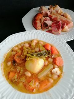 Una foto de Potaje malagueño de coles