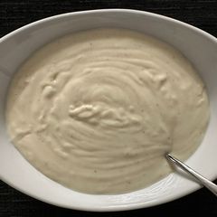 A picture of Béchamel Sauce.
