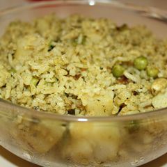 A picture of Spinach & Potato Rice in Instant Pot.