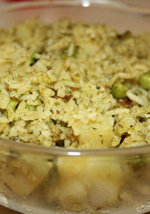 A picture of Spinach & Potato Rice in Instant Pot.