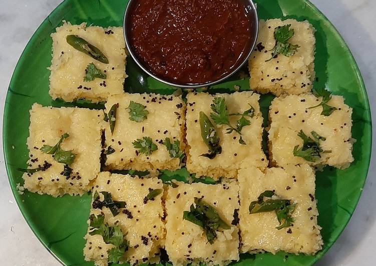 Khaman Dhokla