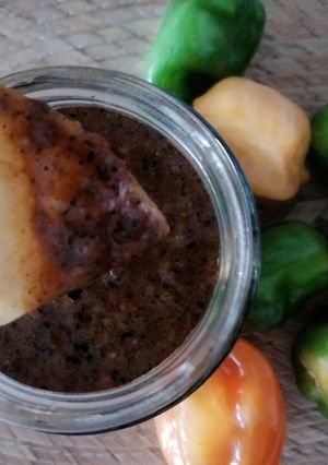 Una foto de Salsa negra de chile habanero😤🌶️🔥