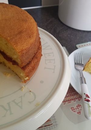 A picture of Victoria sponge.